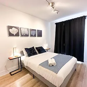  Apartment Elegant - Views, View, Free Parking